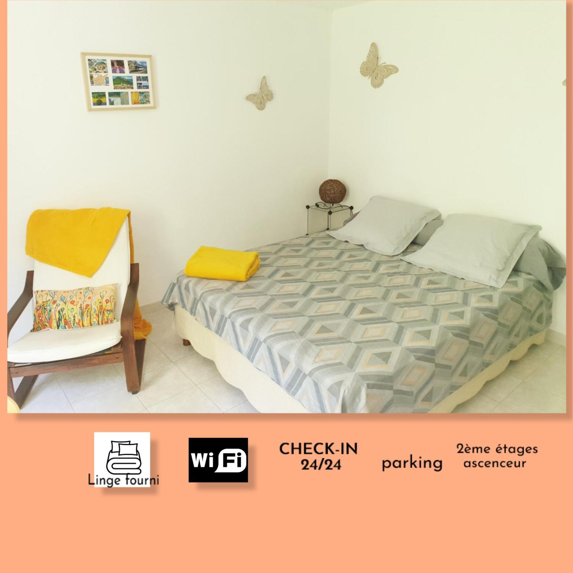 Calme Et Arbore, Studio 34 디뉴레뱅 외부 사진